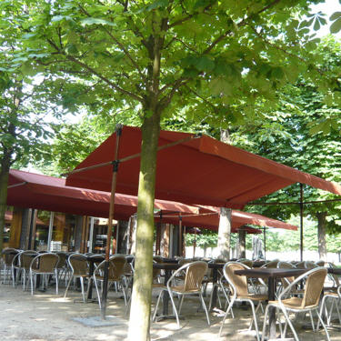 Les 10 plus belles tables des parcs parisiens, le Café Véry au Jardin des  Tuileries à Paris