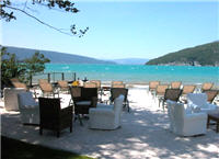 Nos bonnes adresses de restaurants de plage sur les bords du Lac d'Annecy